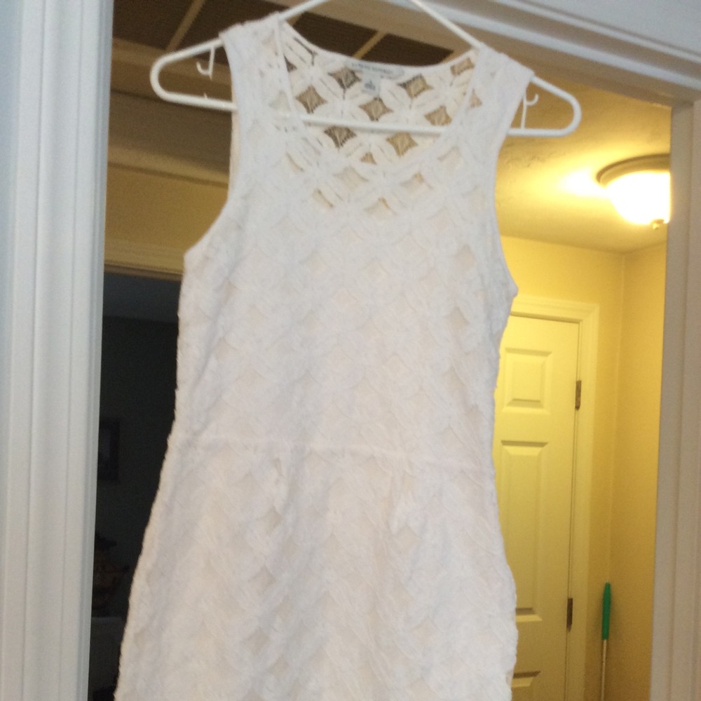 NEW w/o tags. Sheath, lace, bridal, engagement. - Picture 5 of 6